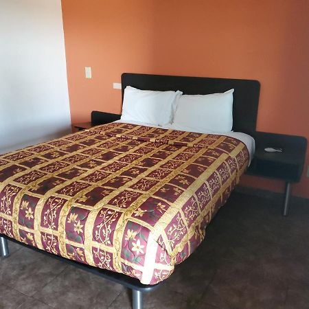 High Desert Inn Hesperia Eksteriør bilde